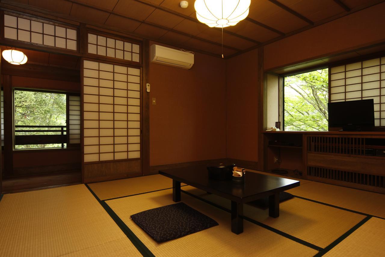 Hotel Ryosou Komatsu Bessou Kokonoe Exteriér fotografie