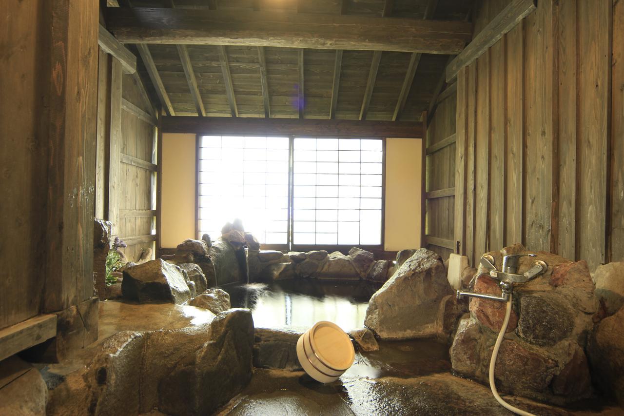 Hotel Ryosou Komatsu Bessou Kokonoe Exteriér fotografie